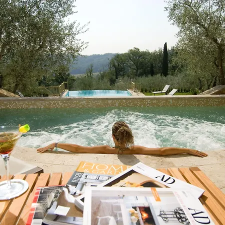 La Borghetta 4*